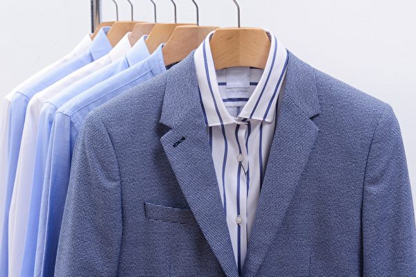 西裝外套乾洗|台南衣洗烘乾保持立體挺度